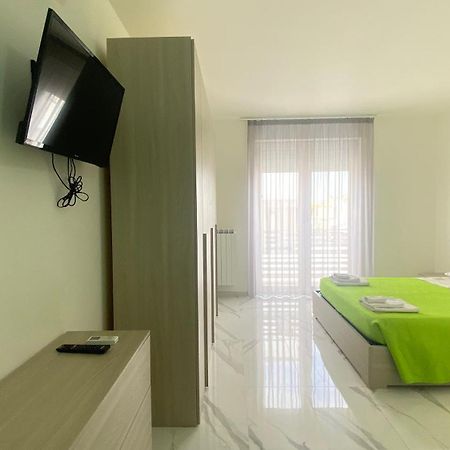 B&B La Laguna Порто-Чезарео Экстерьер фото