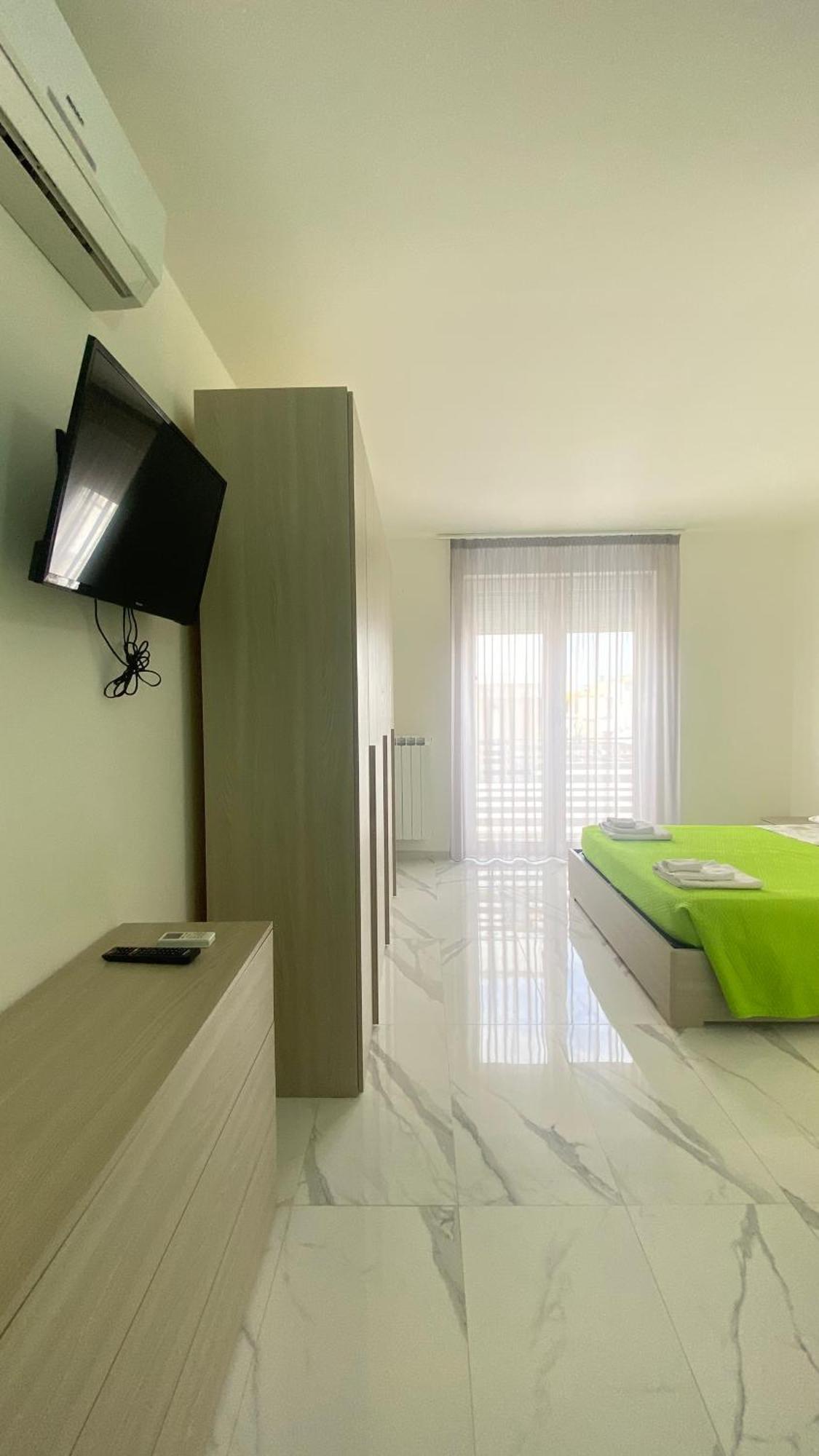 B&B La Laguna Порто-Чезарео Экстерьер фото